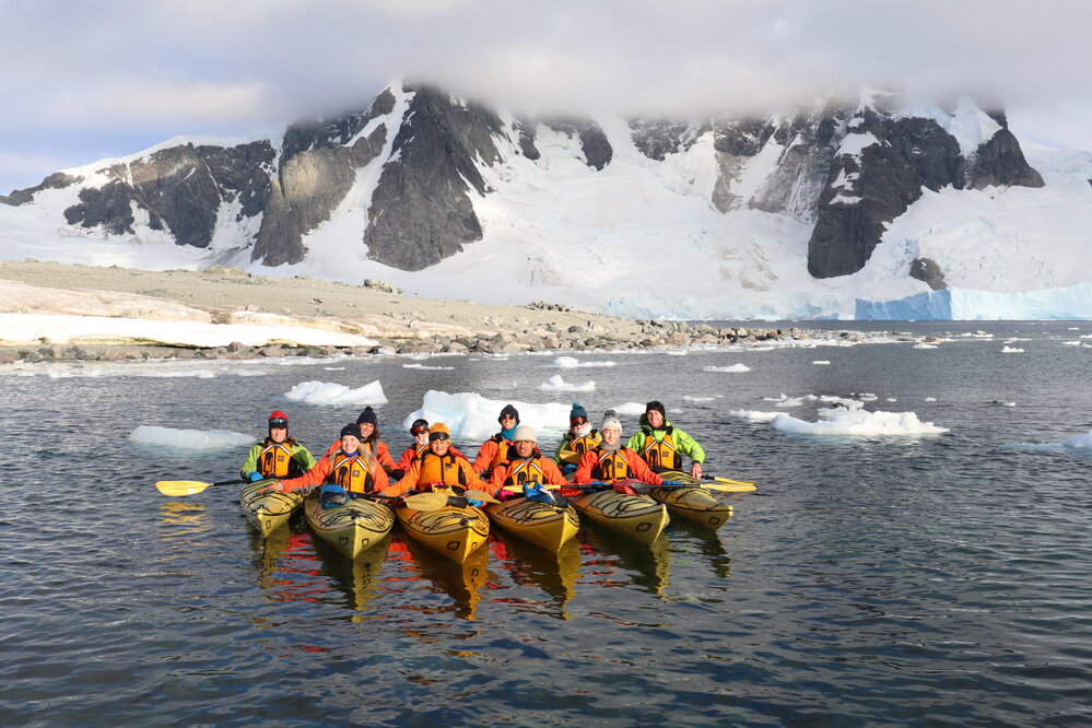 Group kayak photo (002)