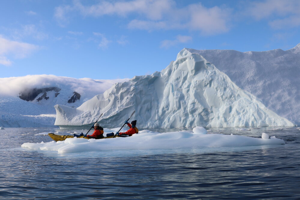 Inspiring Explorers A'aifou Kaufusi-Potemani and Owain John kayaking through the brash ice (004)
