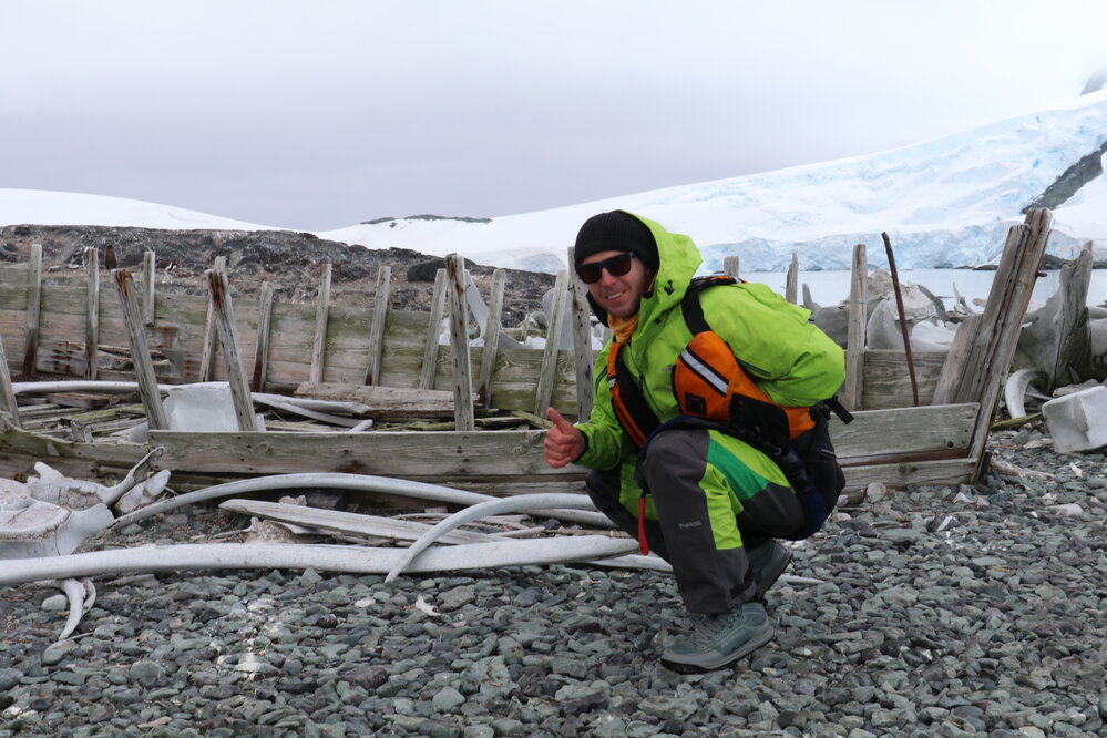 Olympic Kayaker and Expedition Kayaking Mentor Mike Dawson, Whale bones and boat remnants (001)