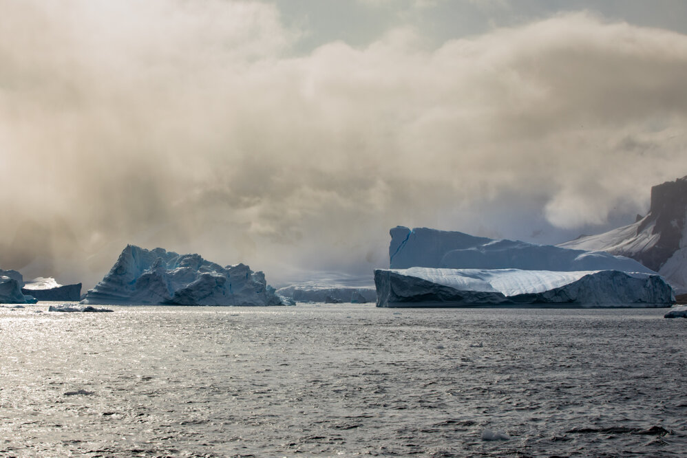 Large Icebergs