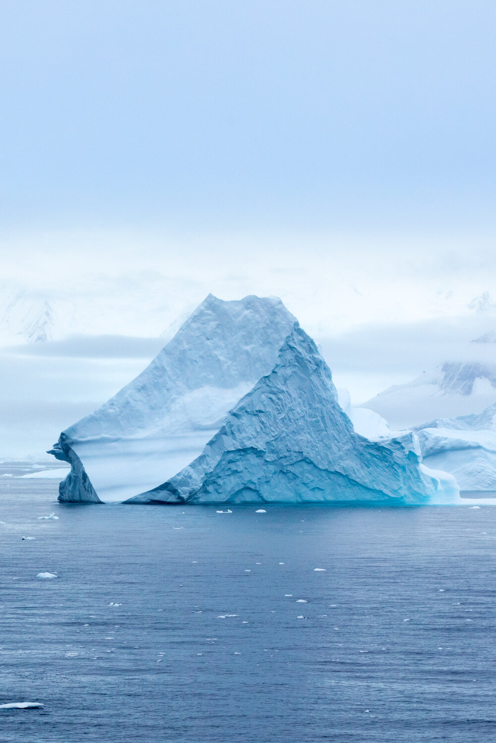Large Iceberg (003)