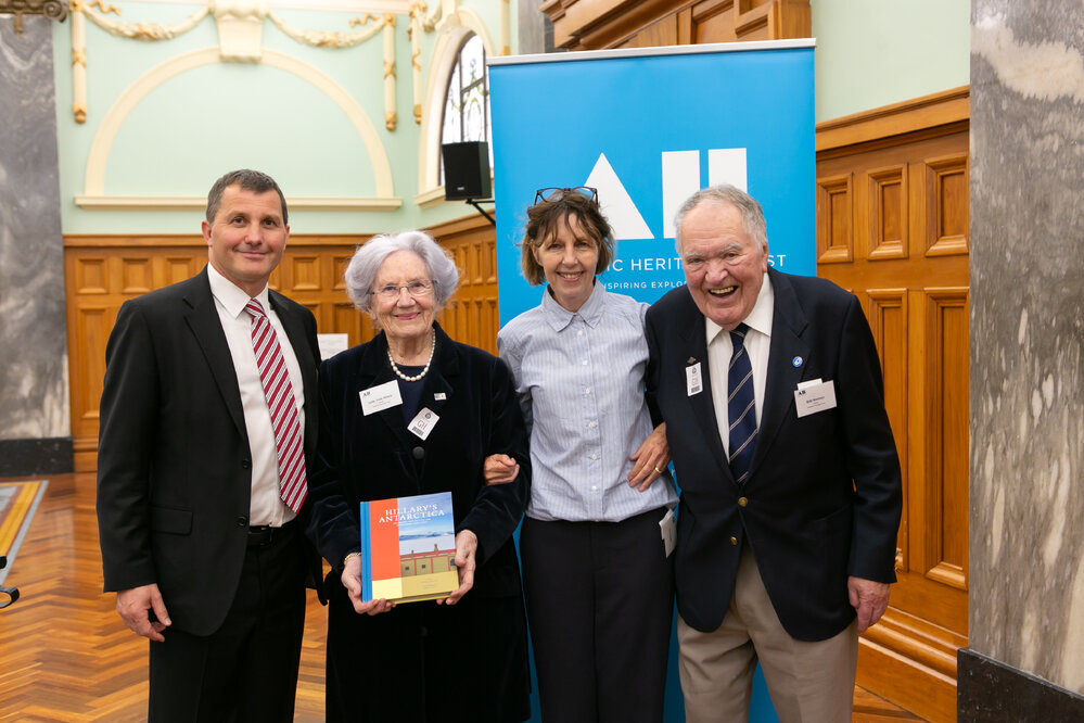 AHT Executive Director Nigel Watson, AHT patron June, Lady Hillary, photographer Jane Ussher MNZM and AHT patron Bob Norman (001)