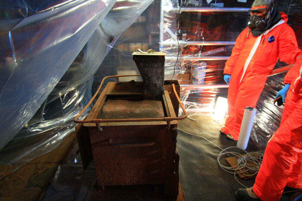 2008-09 'Terra Nova' hut, Galley stove (011)