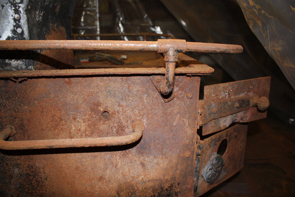 2008-09 'Terra Nova' hut, Galley stove (034)