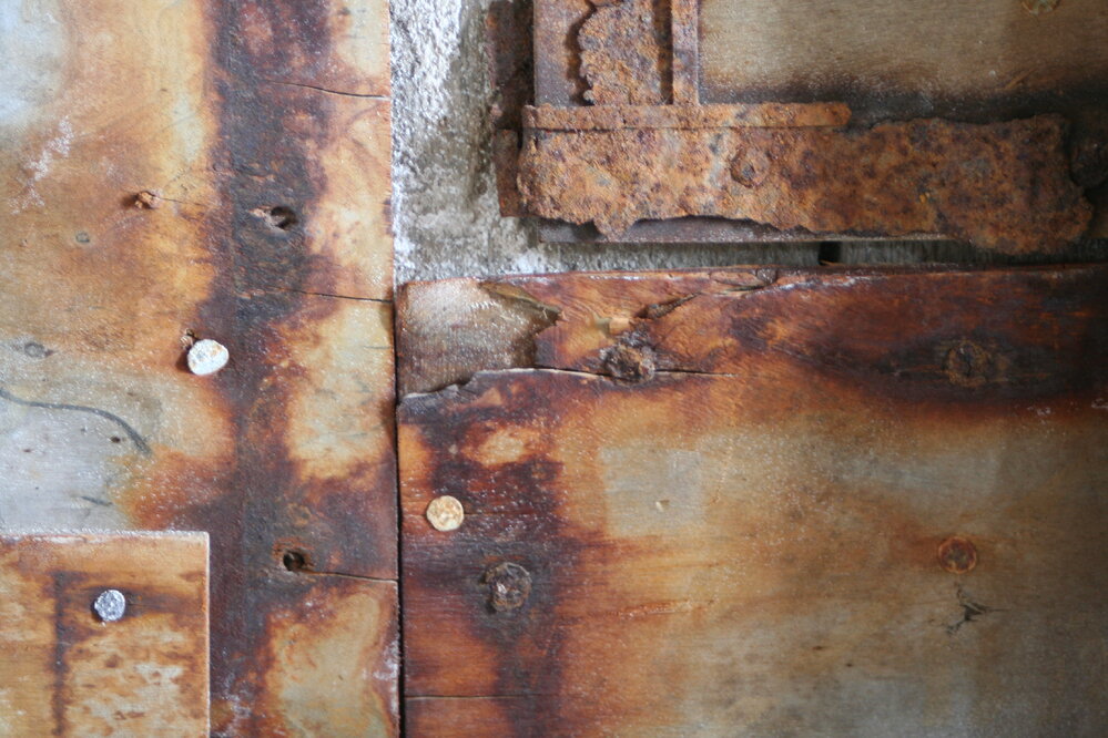 2008-09 'Terra Nova' hut, Corrosion (010)