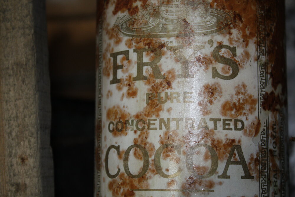 2008 09 'Nimrod' hut, interior artefacts (134)
