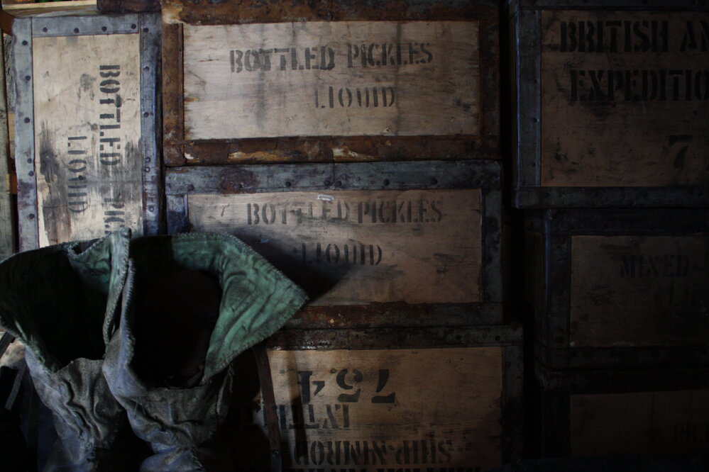 2008 09 'Nimrod' hut, interior artefacts (143)