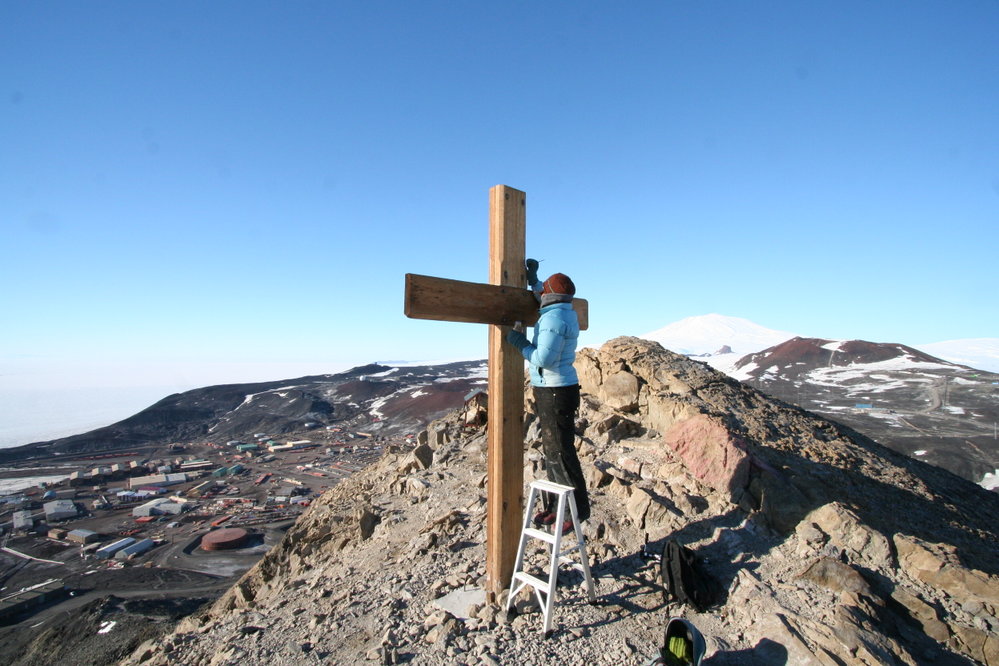 2008 09_Observation Hill Cross (009)