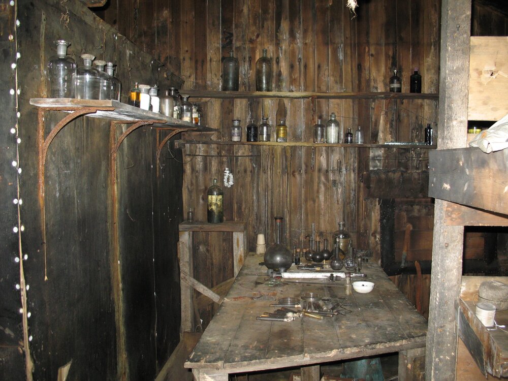 Physical lab, Scott's 'Terra Nova' Hut
