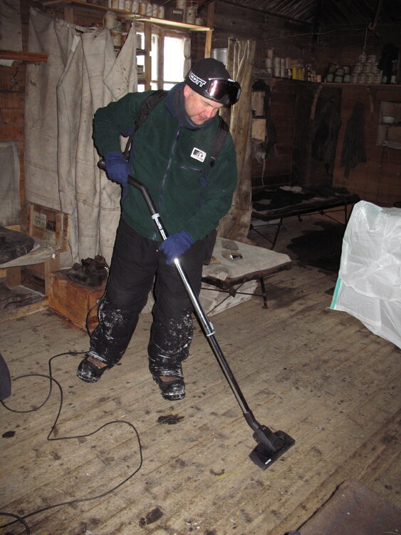 John Greenwood, AHT Lead Conservator and Archaeologist (006)