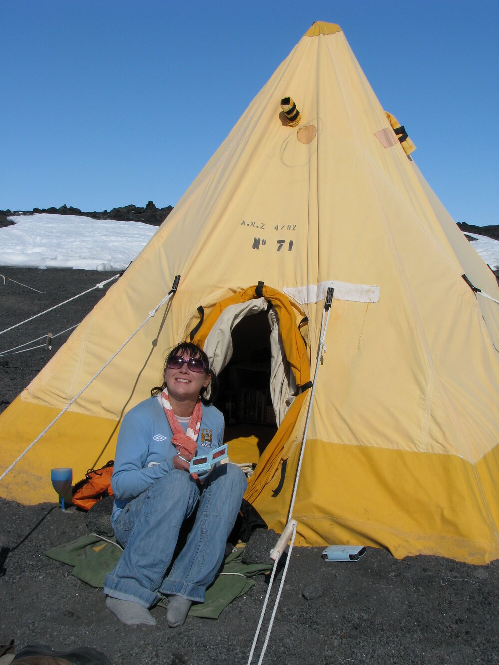 2009-10 AHT's Fran Clarke at Cape Evans field camp