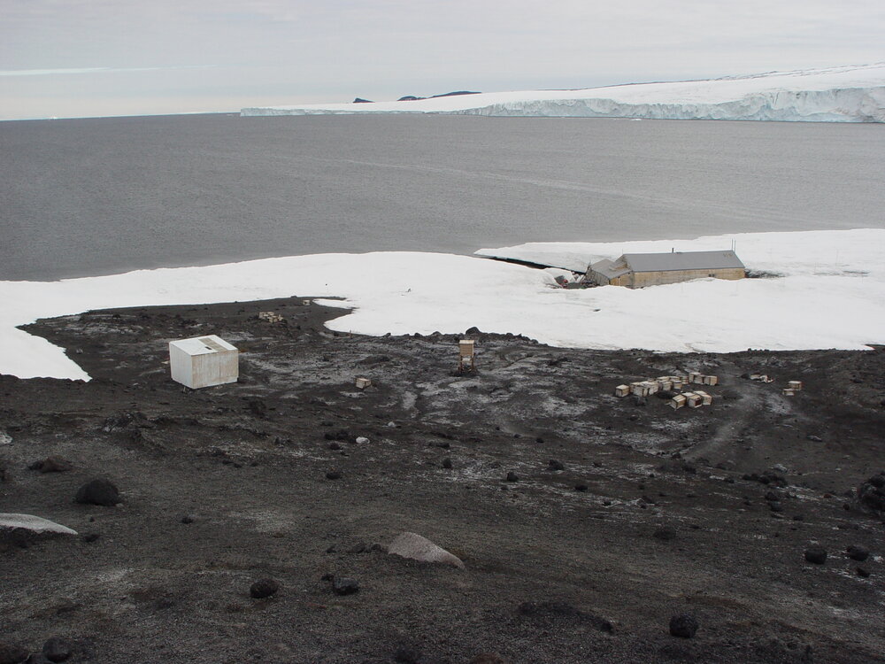 2007 Environs and Scott's 'Terra Nova' hut, Cape Evans
