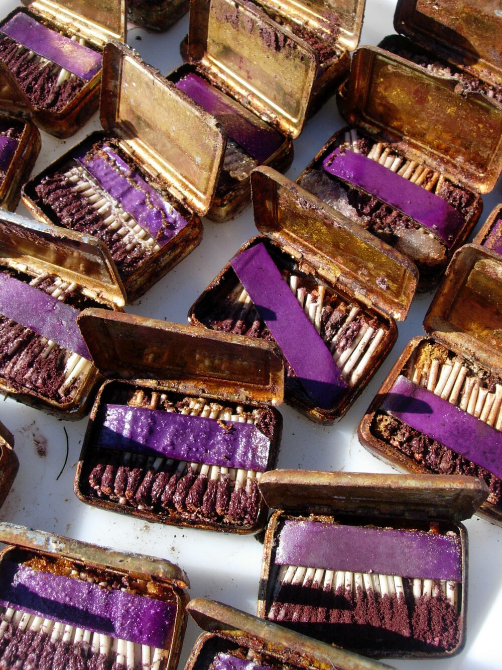 2007 Matches in tins found at Cape Royds