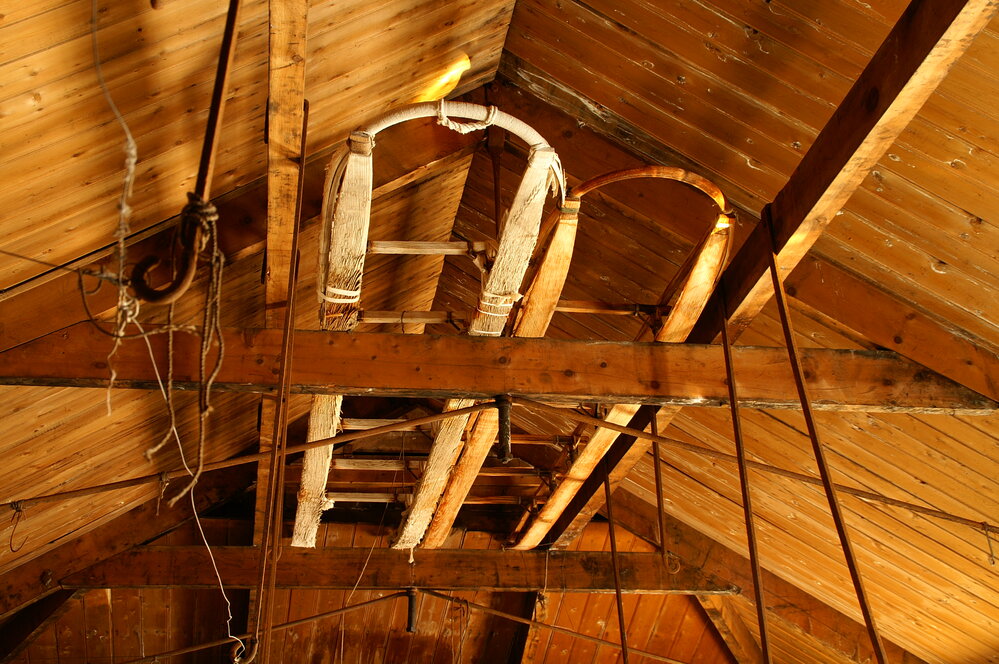 2007 Sledges inside Shackleton's 'Nimrod' hut, Cape Royds
