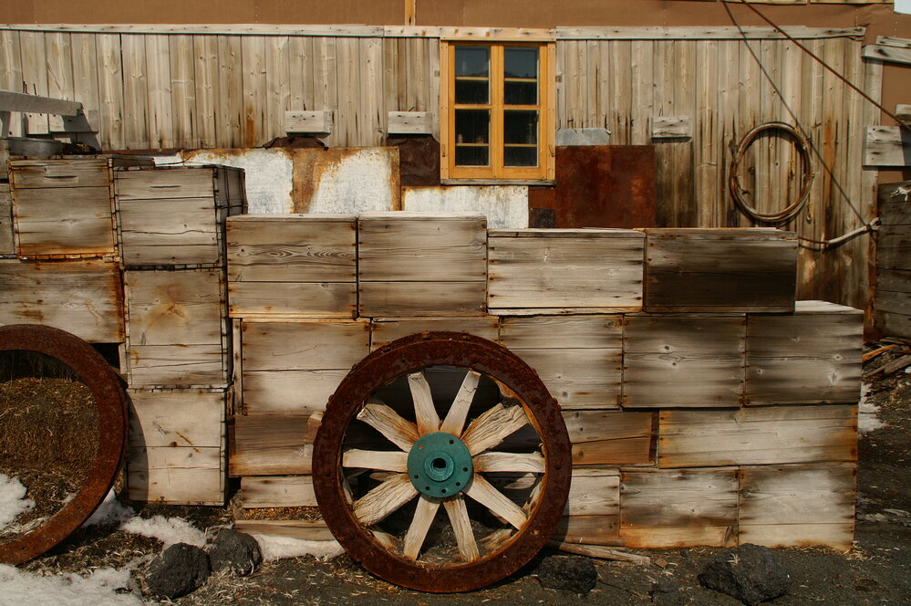 2007 Arrol-Johnston wheel at Cape Royds