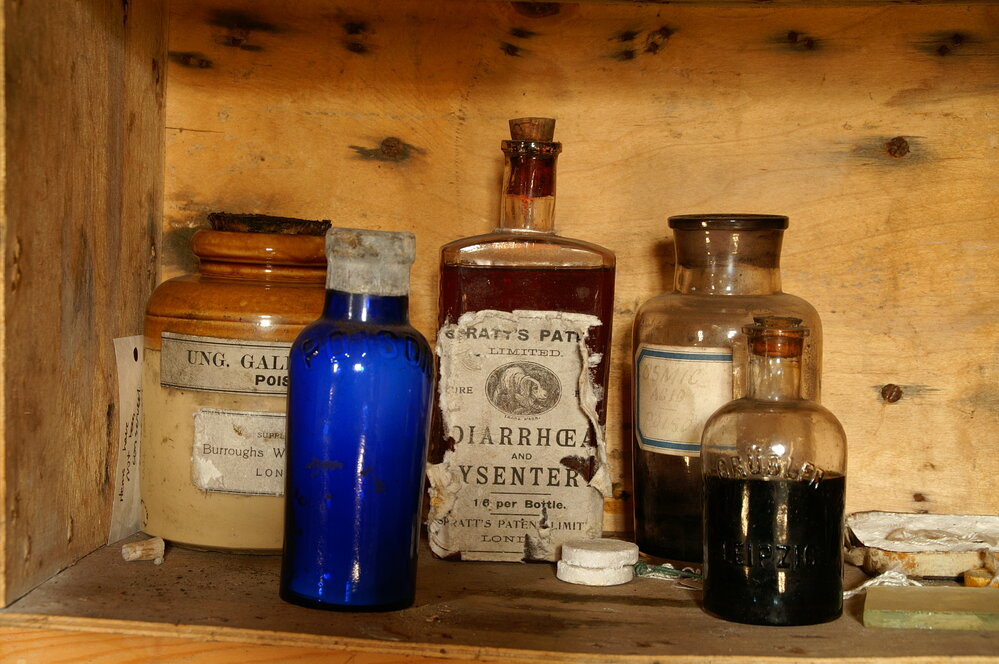 2007 Medicines on shelves inside Shackleton's 'Nimrod' hut