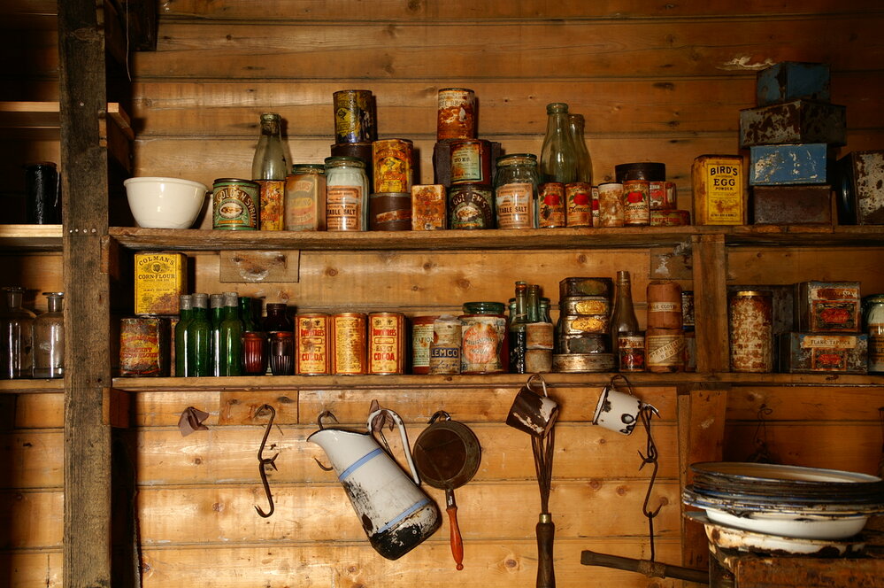 2007 Provisions on shelves inside Shackleton's 'Nimrod' hut