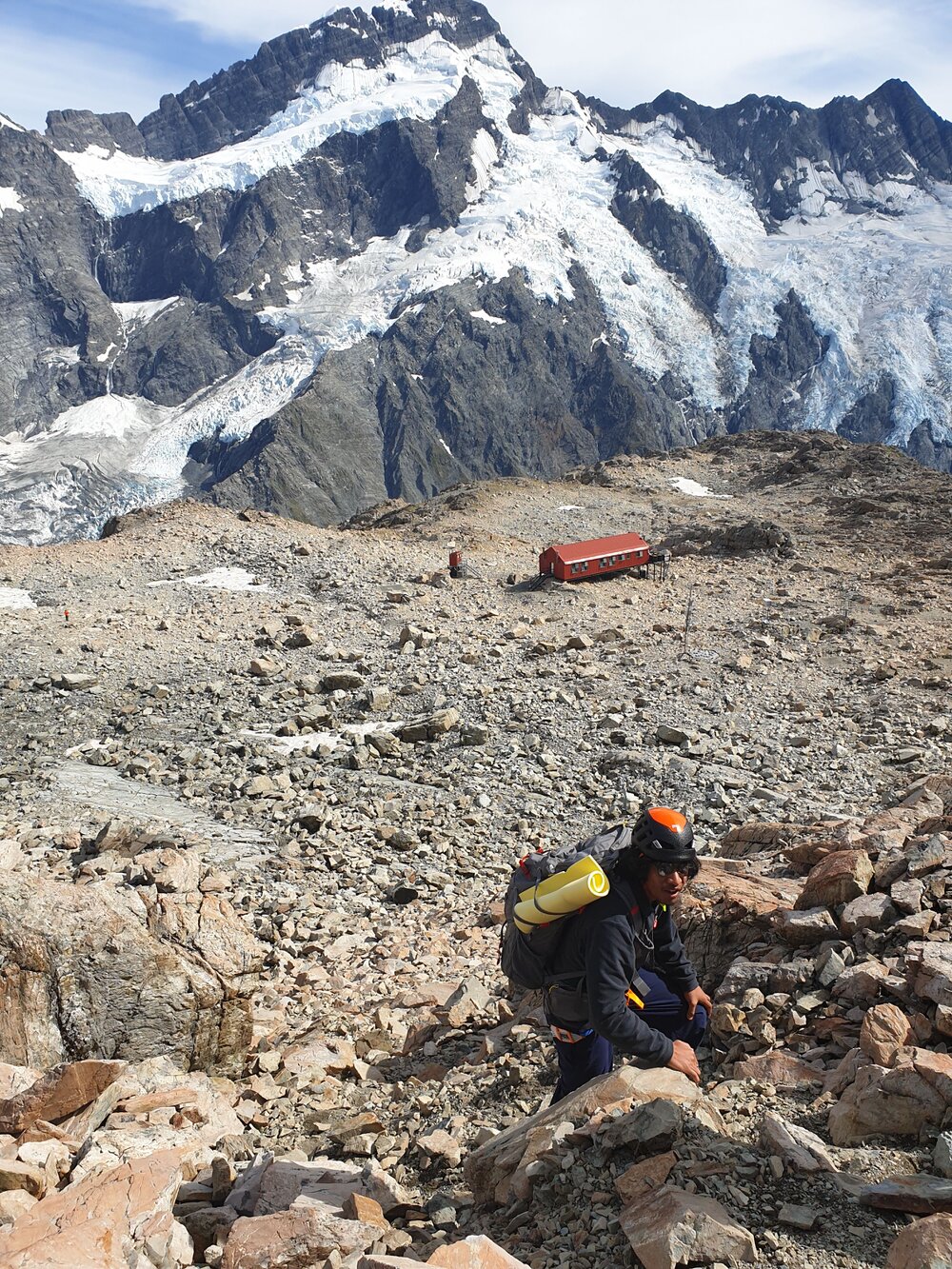 Inspiring Explorers alumni A'aifou Potemani tackling the rocky slope