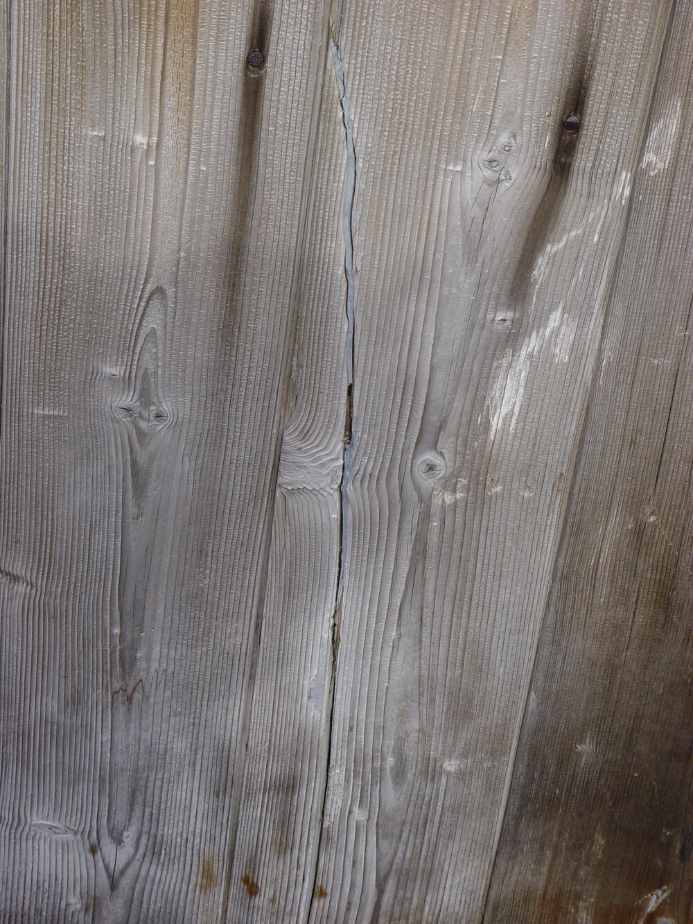 2007 Damaged cladding on Shackleton's 'Nimrod' hut