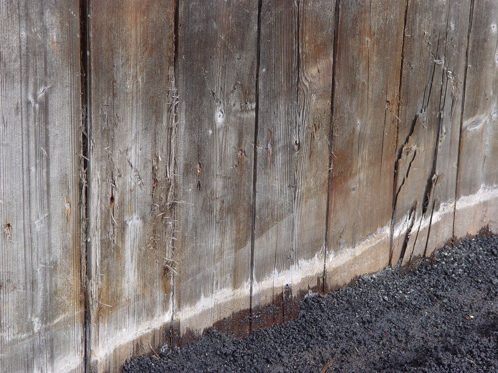 2007 Damaged cladding before repair at Shackleton's 'Nimrod' hut