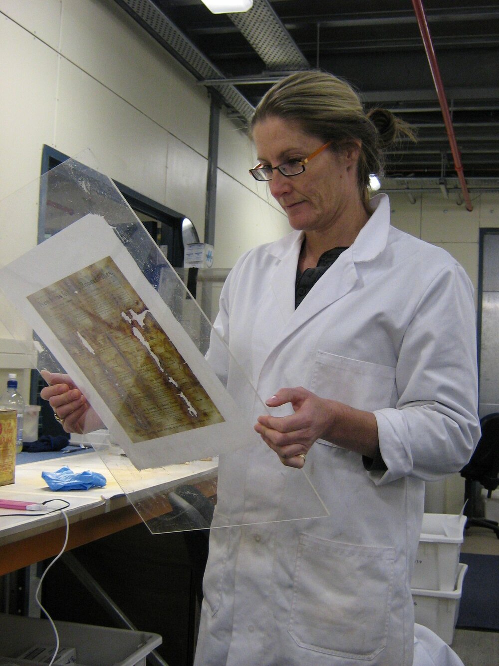 2007 Conservator Philippa Durkin with a treated artefact