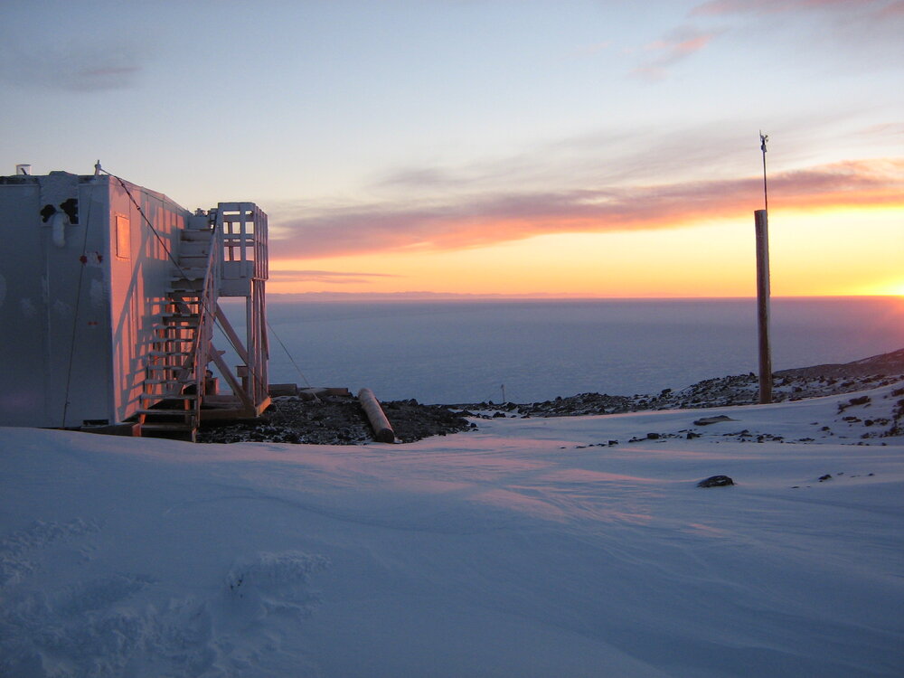 2007 Last sunset for the winter from Scott Base