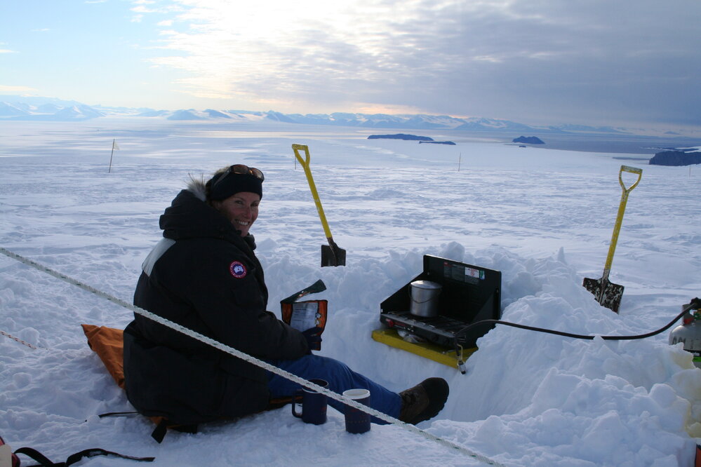2007 Philippa Durkin on Antarctic Field Training