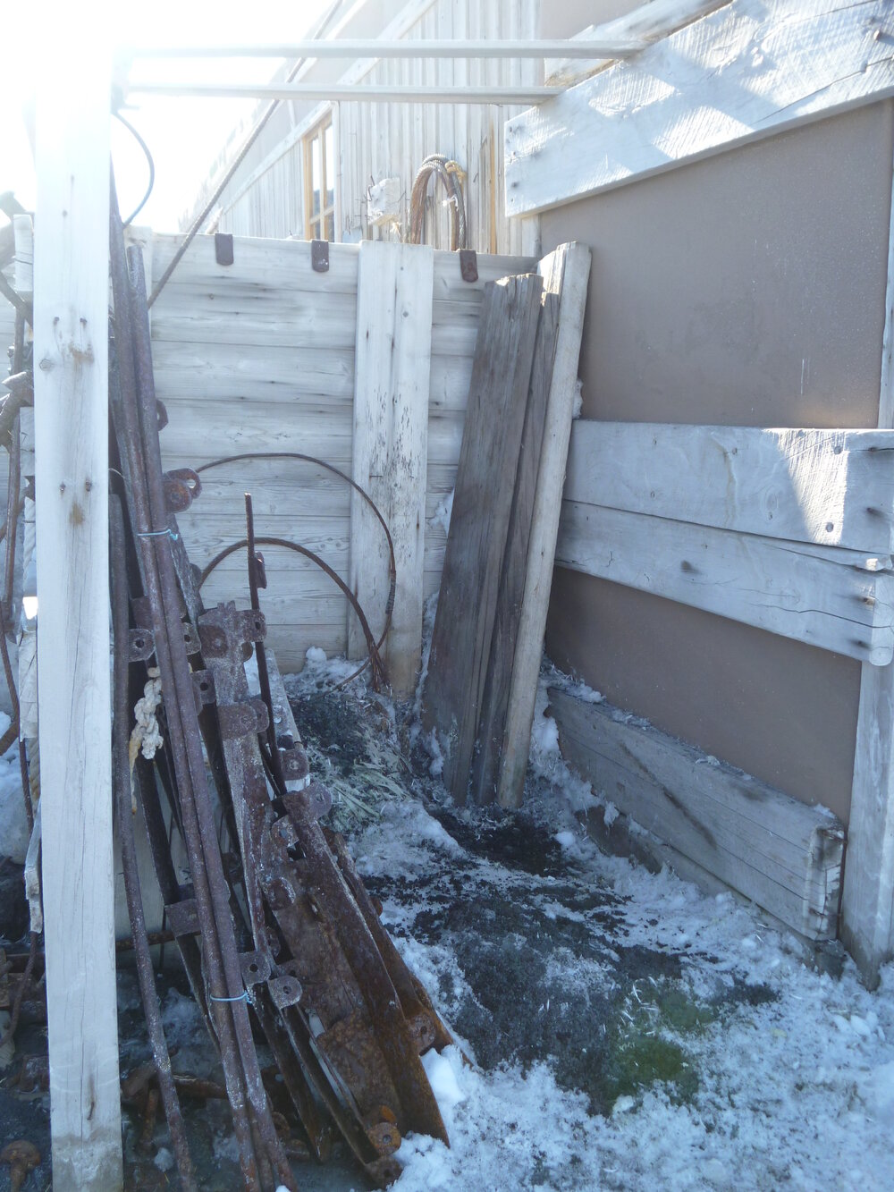 2010-11 Latrine area of Shackleton's 'Nimrod' hut, Cape Royds