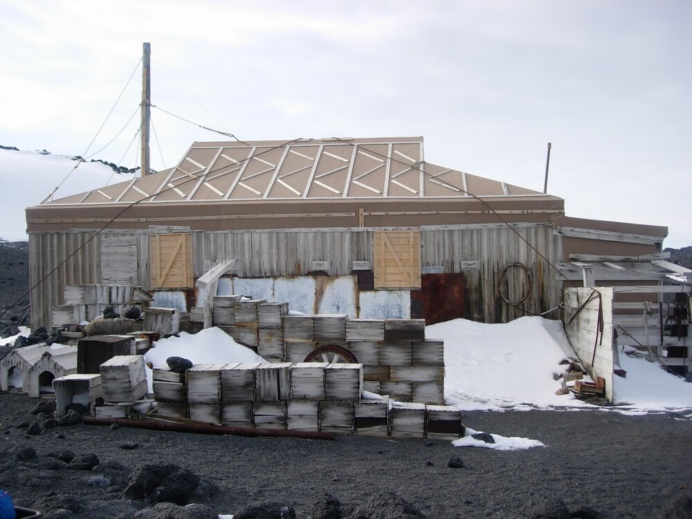 North elevation of Shackleton's 'Nimrod' hut (002)