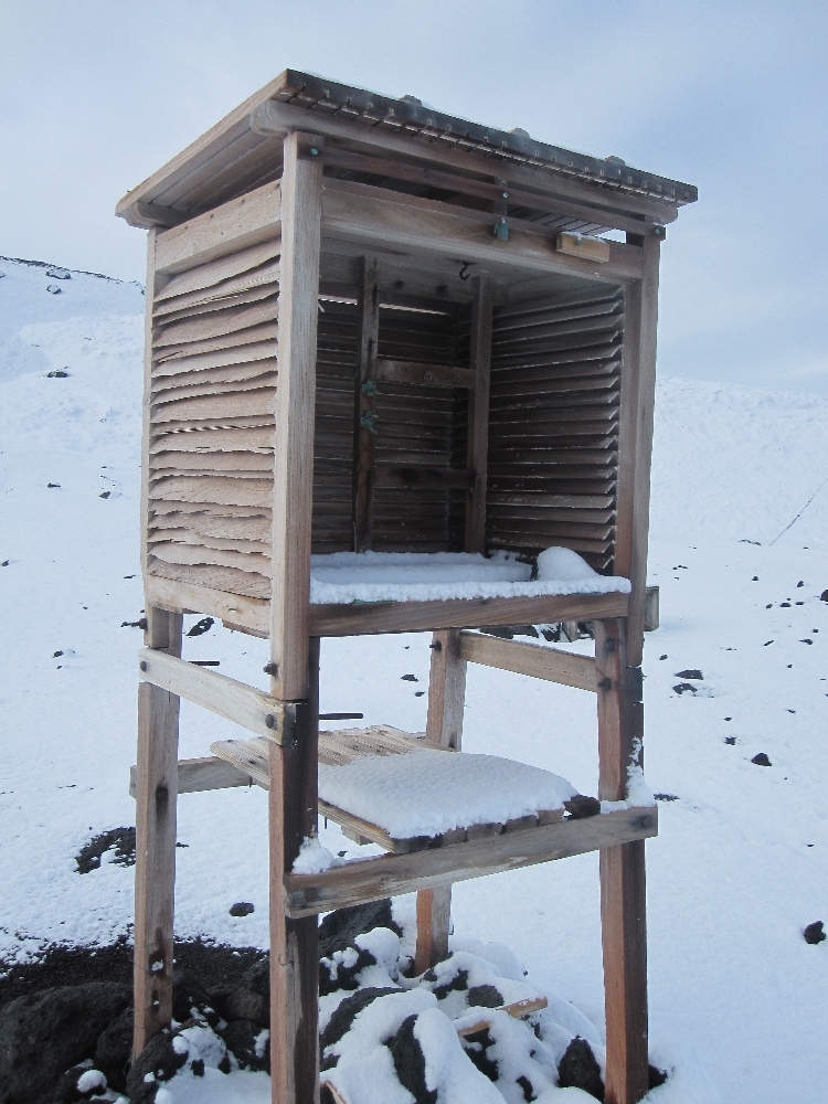 2010-11 Meteorological shelter at Cape Evans