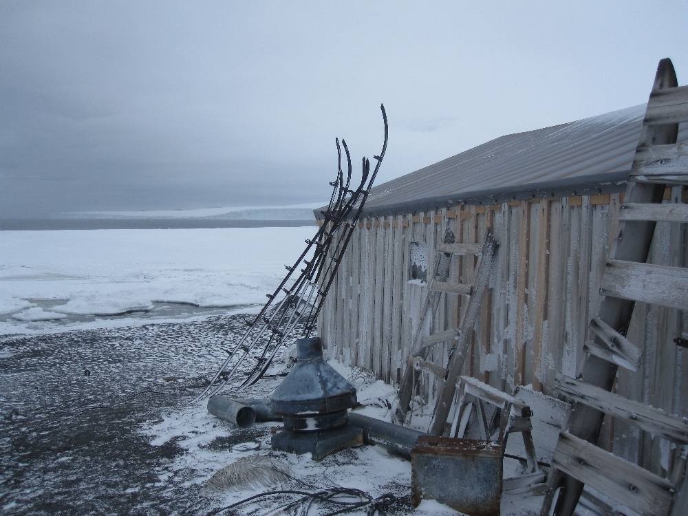 2010-11 Artefacts outside the West wall of Scott's 'Terra Nova' hut, Cape Evans
