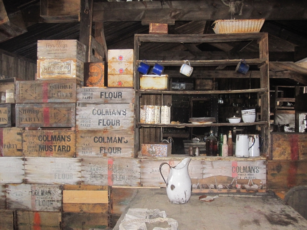 2010-11 Shelf on the rebuilt bulkhead, Cape Evans