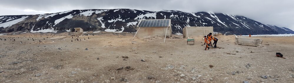 2017-18 Cape Adare carpentry workshop site preparation