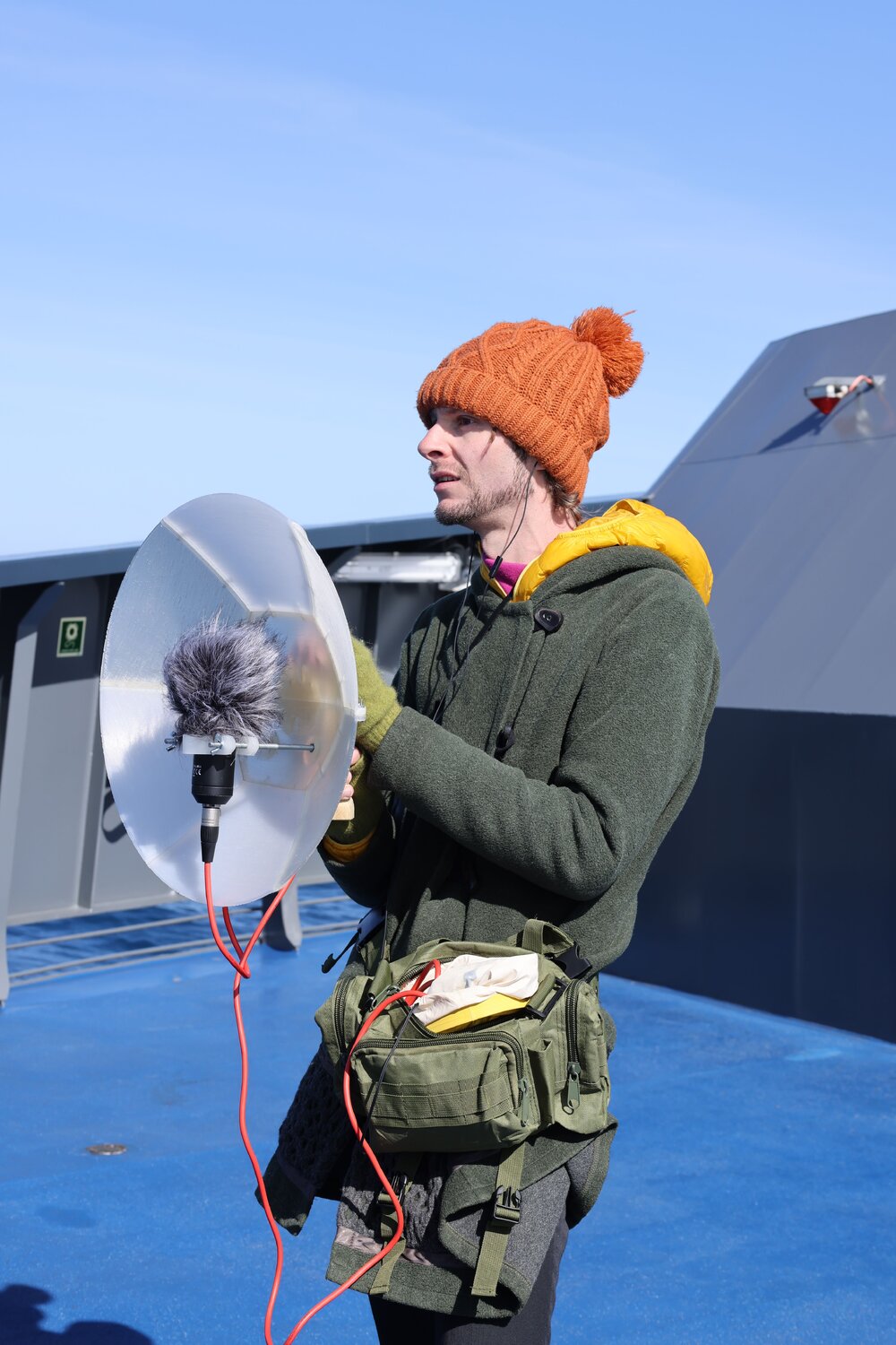 Peregrin Hyde making field recordings (001)