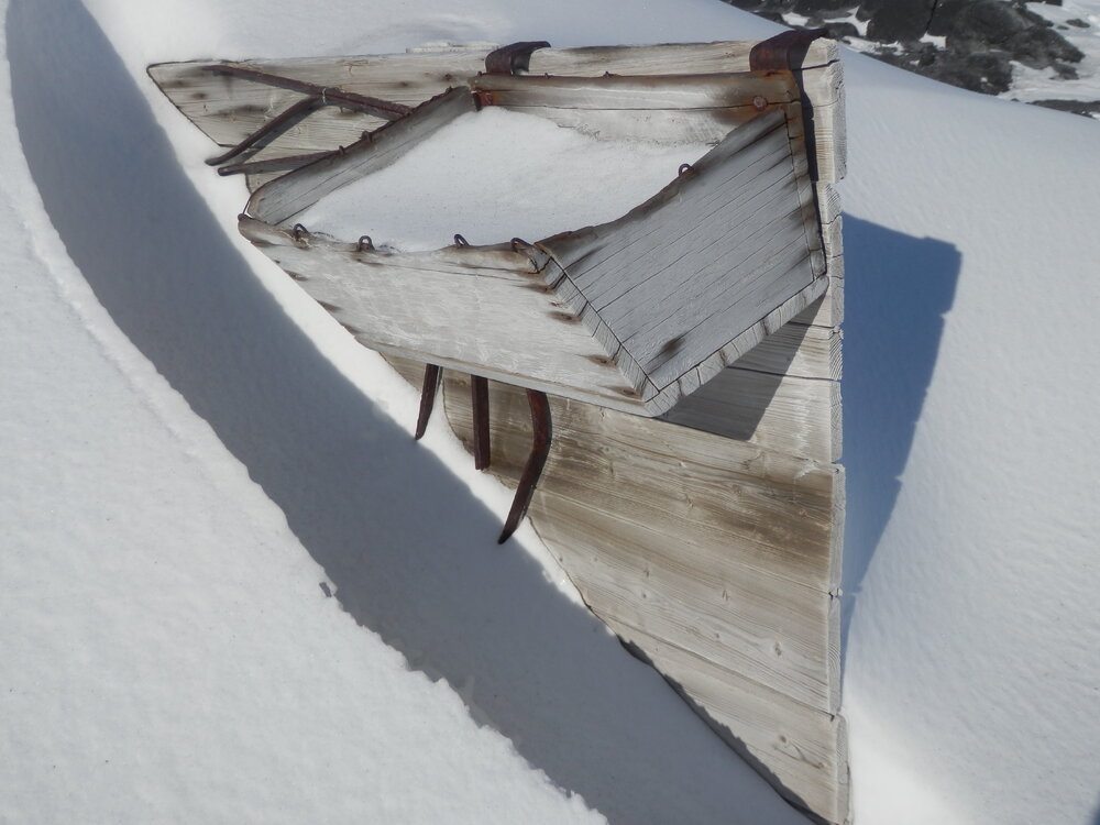 Snow build-up, Stables of Shackleton's 'Nimrod' Hut