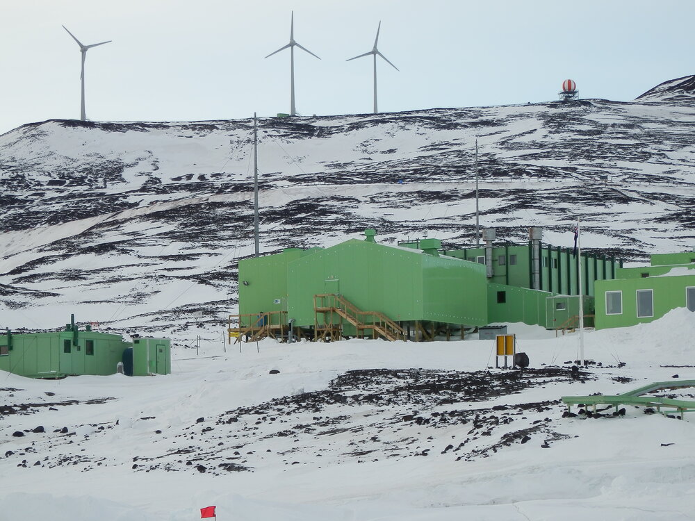 Buildings at Scott Base (001)