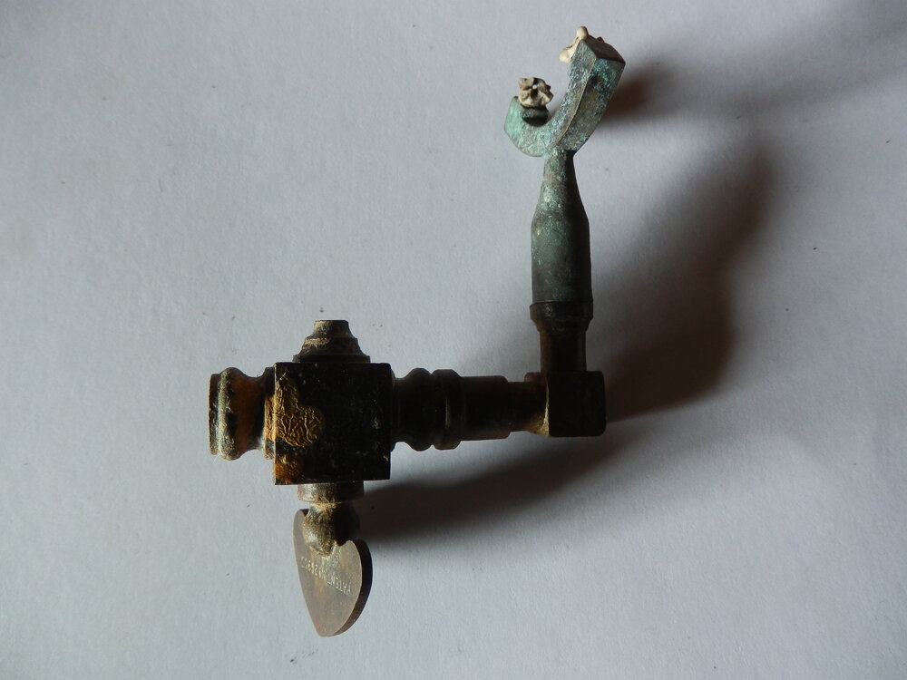 Acetylene lamp tap after repair (001)