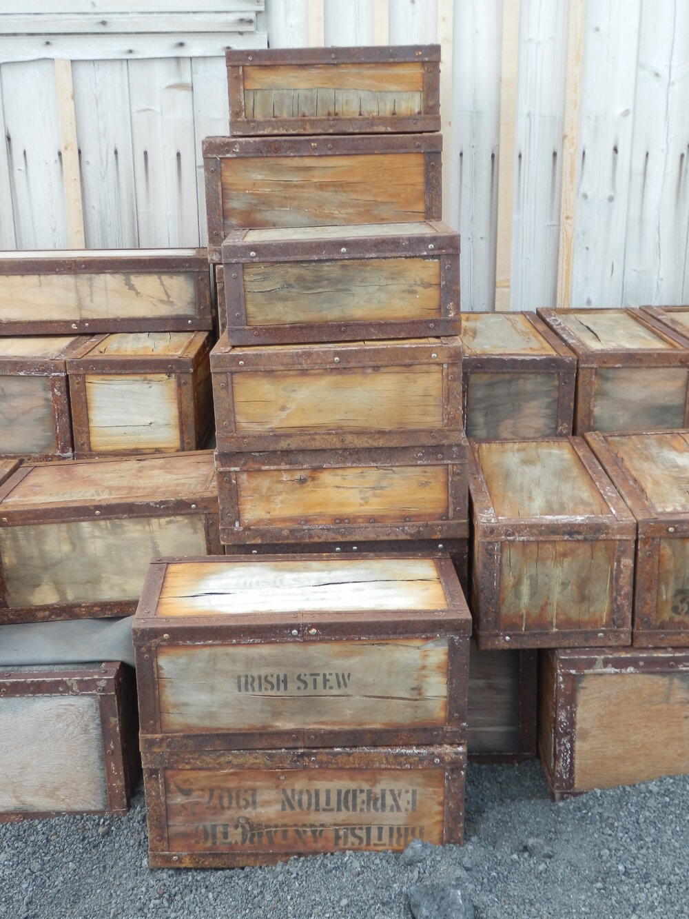 Box arrangement, Shackleton's 'Nimrod' Hut (004)