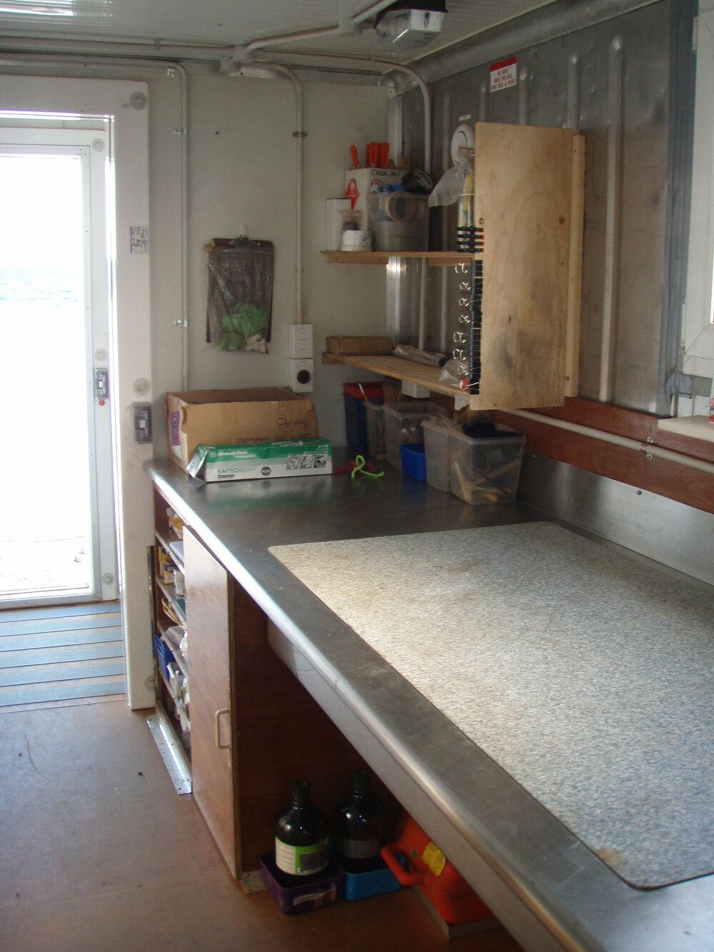 Interior of Field Conservation Work Area (005)