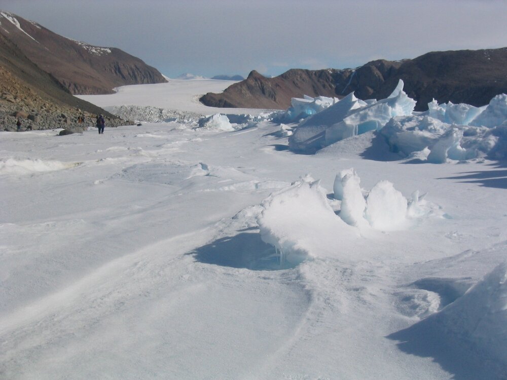 2003 K440 at Granite Harbour - Landscape (003)