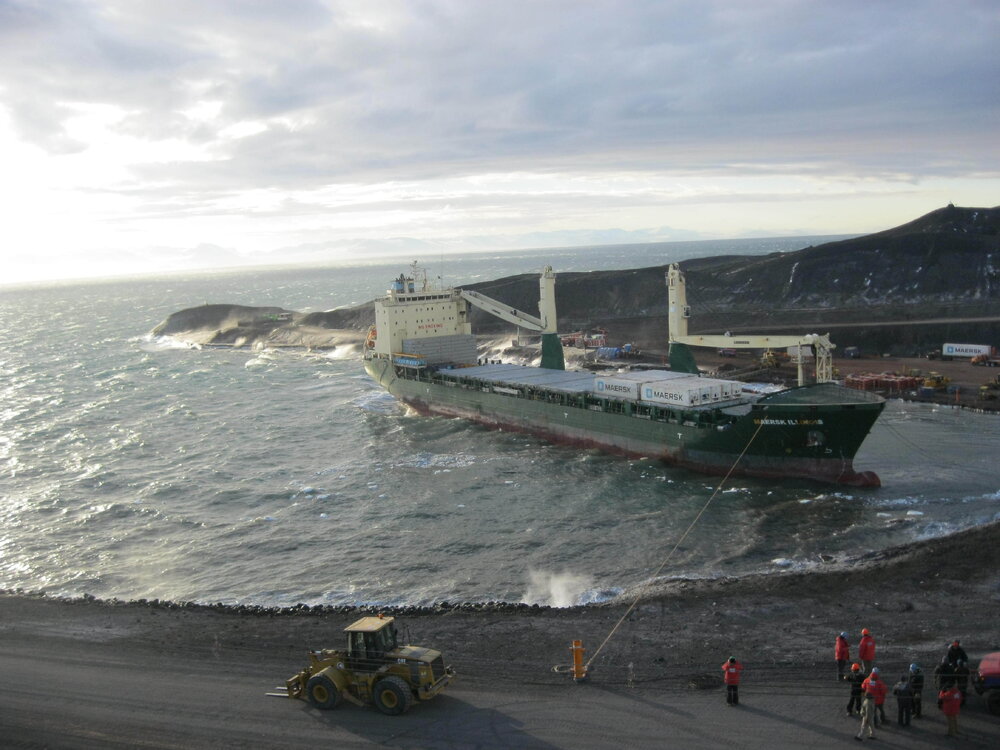 2013-14 Sea ice gone from Winter Quarters Bay, McMurdo Sound