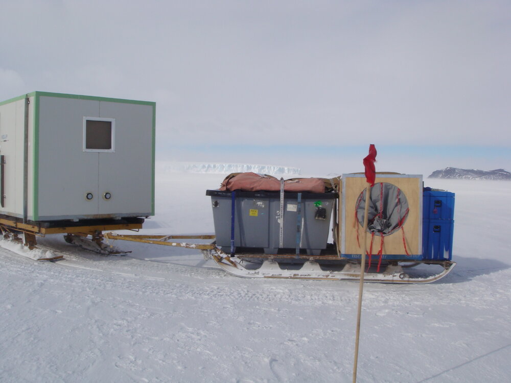 2013-14 AHT supplies and equipment during transport (001)