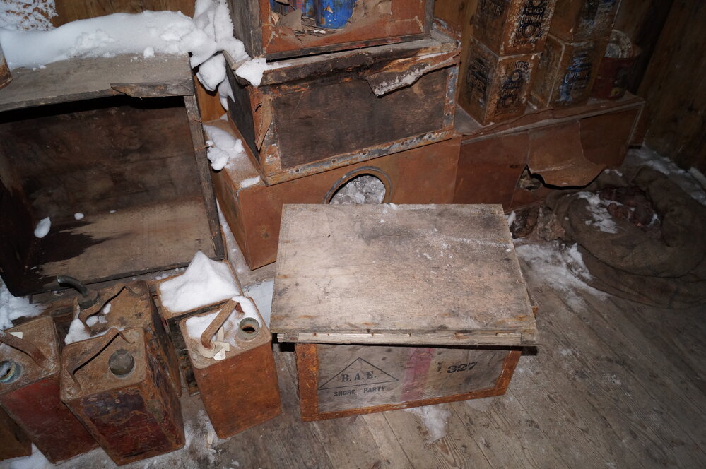 2013-14 Location image, artefacts, Scott's 'Discovery' hut, Hut Point