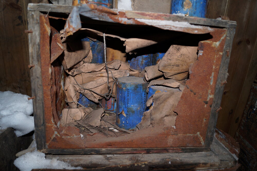 2013-14 Location image, artefacts, Scott's 'Discovery' hut, Hut Point
