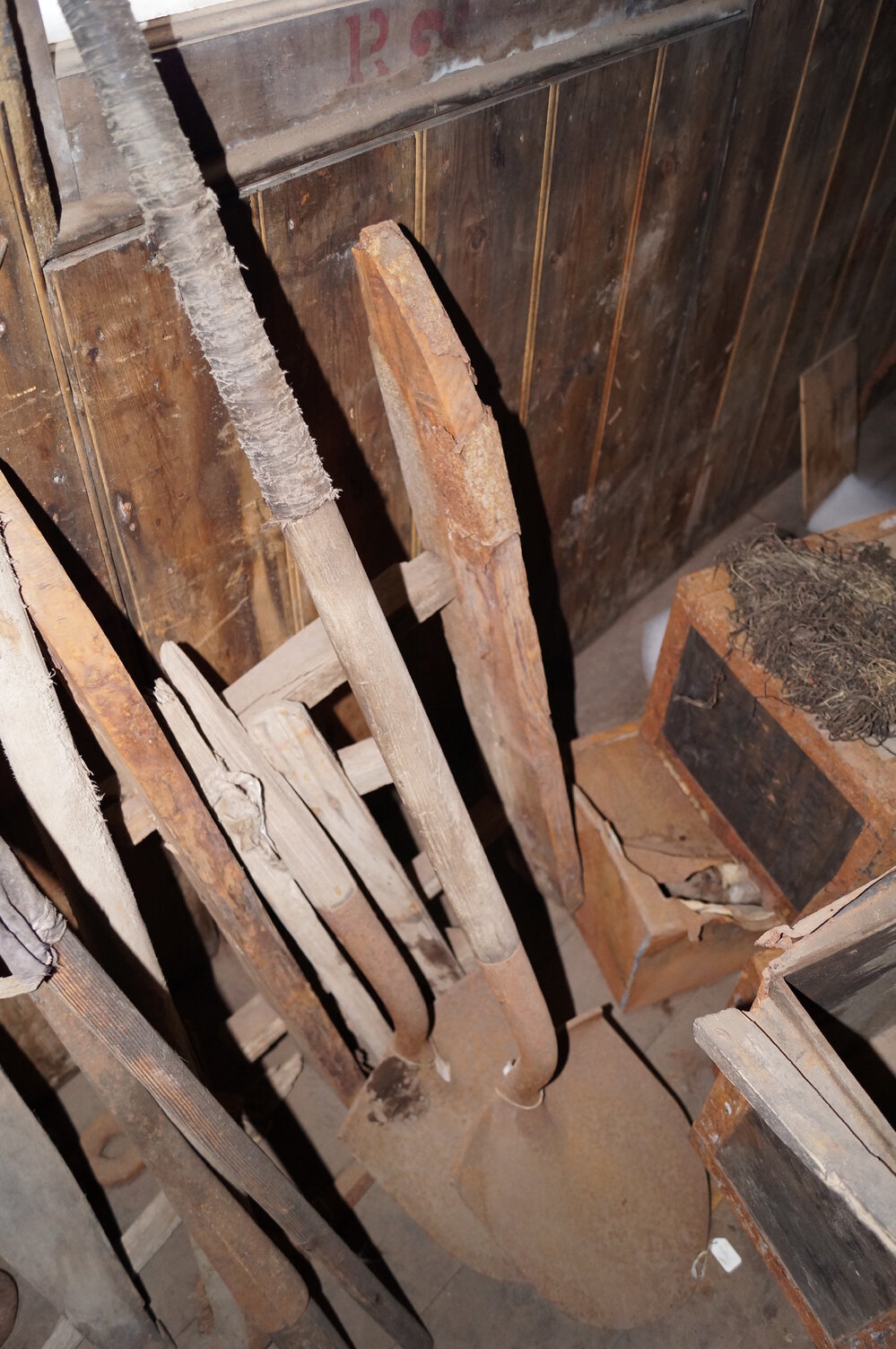 2013-14 Location image, artefacts, Scott's 'Discovery' hut, Hut Point