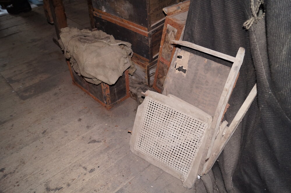 2013-14 Location image, artefacts, Scott's 'Discovery' hut, Hut Point