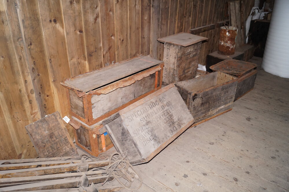 2013-14 Location image, artefacts, Scott's 'Discovery' hut, Hut Point