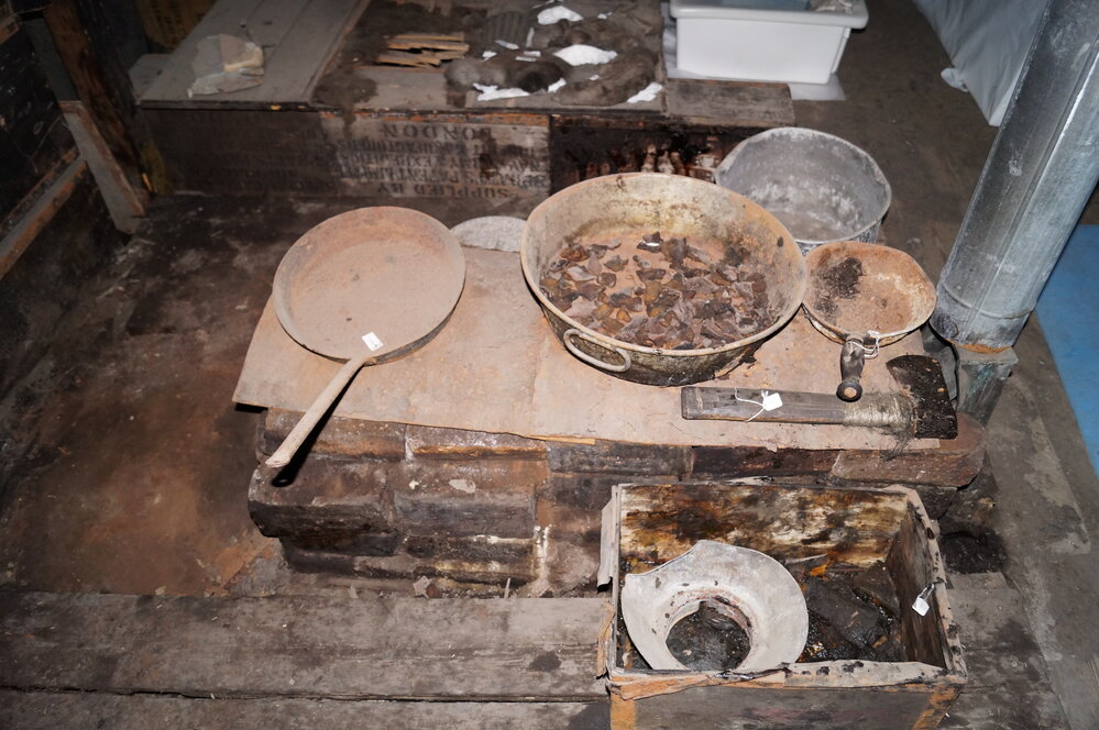 2013-14 Location image, blubber stove, Scott's 'Discovery' hut, Hut Point
