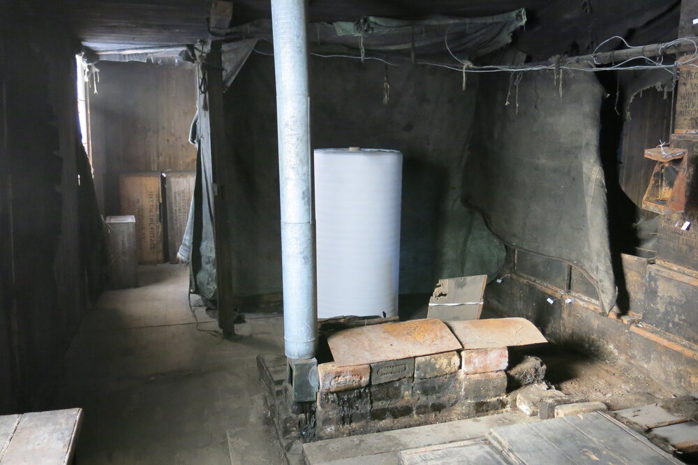 2013-14 Location image, blubber stove, Scott's 'Discovery' hut, Hut Point