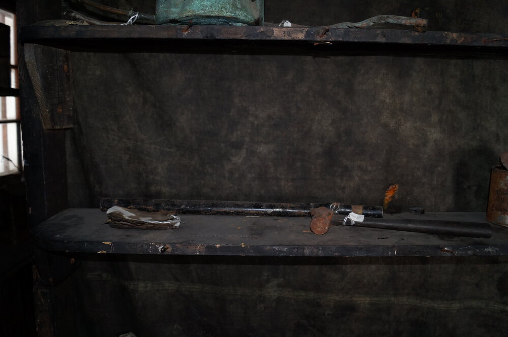 2013-14 Location image, artefacts in the Physical Laboratory, Scott's 'Discovery' hut, Hut Point (001)